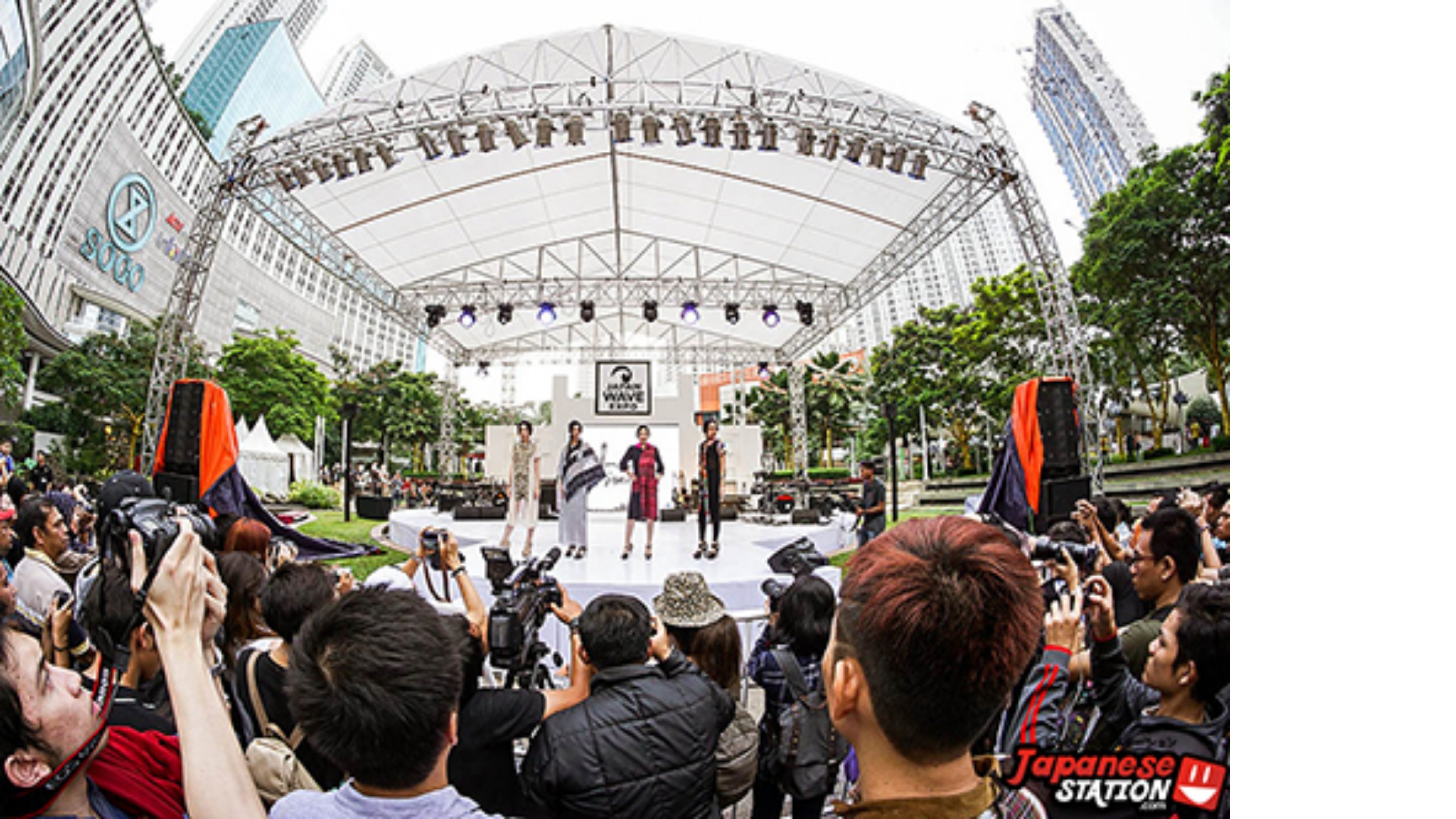 Japan Wave Expo 2016 fashion showcase at Central Park Mall in Jakarta