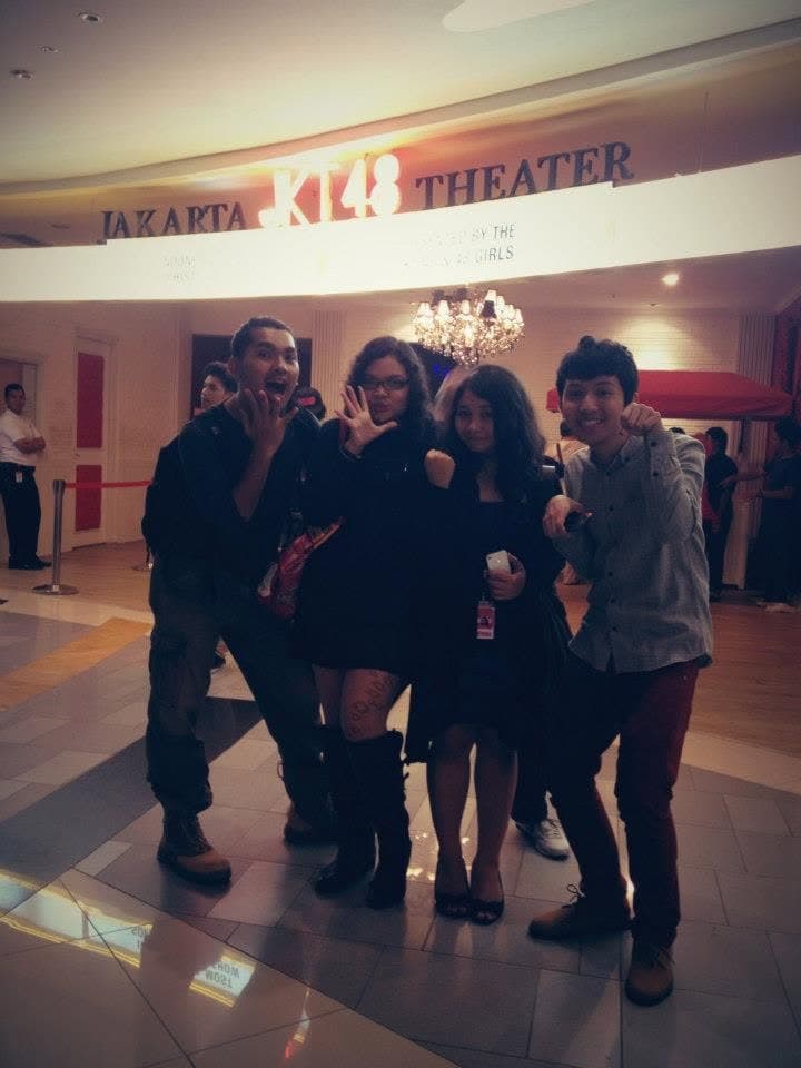 Rinintha Pradiza with colleagues at the JKT48 Theater in Jakarta